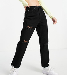 Черные джинсы из переработанного материала со рваной отделкой Missguided Petite Wrath-Черный цвет