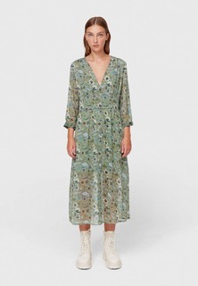 Платье Stradivarius 