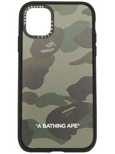 A BATHING APE® чехол для iPhone 11 с камуфляжным принтом Bape