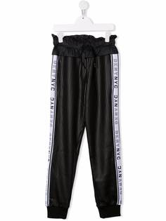 Dkny Kids спортивные брюки с логотипами на лампасах