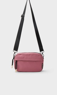 Stradivarius Сумка Из Ткани С Плечевым Ремнем Цвет Розового Макияжа 103