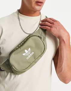 Сумка-кошелек на пояс с фирменным ремешком цвета хаки adidas Originals Adicolor-Зеленый цвет