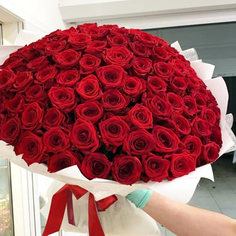 Роскошный букет из 101 красной розы Flowwow