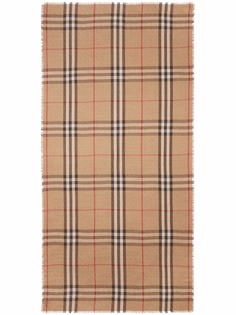 Burberry клетчатый шарф с монограммой
