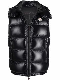 Moncler жилет на молнии с нашивкой-логотипом