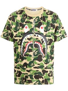 A BATHING APE® футболка с камуфляжным принтом и логотипом Bape