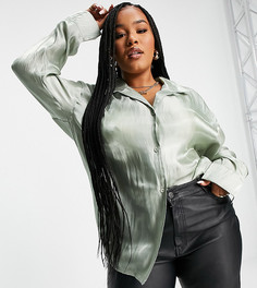 Атласная рубашка шалфейно-зеленого цвета от комплекта In The Style Plus x Naomi Genes-Зеленый цвет