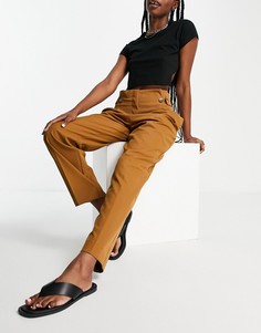 Классические коричневые брюки из переработанных материалов с завышенной талией и пуговицами Selected Femme-Коричневый цвет