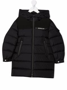 Moncler Enfant пуховик с нашивкой-логотипом