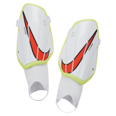 Футбольные щитки Nike Charge - Белый