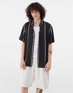 Черная рубашка из трикотажа джерси в вертикальную полоску Bershka-Черный цвет