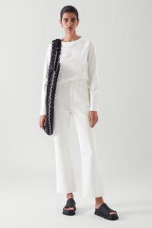 ЛОНГСЛИВ С ШИРОКИМ ВЫРЕЗОМ COS