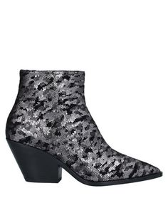 Полусапоги и высокие ботинки Casadei