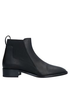 Полусапоги и высокие ботинки Christian Louboutin