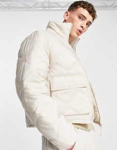 Светло-бежевая стеганая дутая куртка с воротником-стойкой ASOS DESIGN-Белый