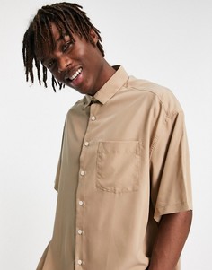 Oversized-рубашка из модала выбеленного песочного цвета с короткими рукавами ASOS DESIGN-Светло-бежевый цвет
