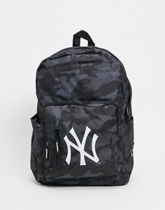 Черный рюкзак с логотипом и камуфляжным принтом New Era-Зеленый цвет