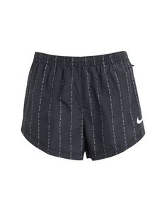 Шорты и бермуды Nike