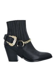 Полусапоги и высокие ботинки Versace