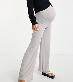 Серые джоггеры с широкими штанинами In The Style x Dani Dyer Maternity-Серый