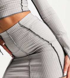 Эксклюзивная серая мини-юбка с контрастными швами от комплекта Missy Empire-Серый Missyempire