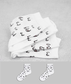 Набор из 2 пар белых носков из органического хлопка с рисунком груди Monki Polly-Белый