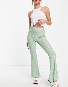 Шалфейно-зеленые брюки клеш секционного крашения в стиле 70-х от комплекта ASOS DESIGN-Зеленый цвет