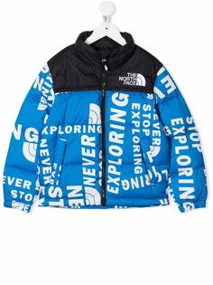 The North Face Kids пуховик с надписью