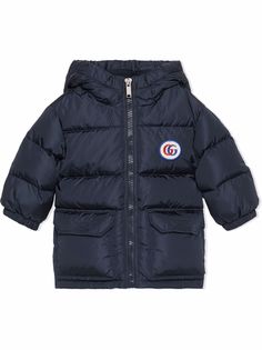Gucci Kids пуховик с капюшоном и нашивкой-логотипом