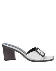 Мюлес и сабо By Far