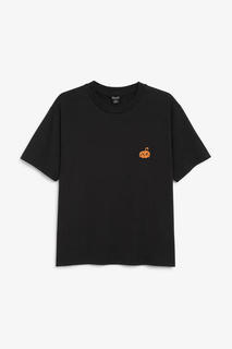Футболка в стилистике Хэллоуина Monki