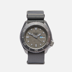 Наручные часы Seiko SRPG61K1S Seiko 5 Sports, цвет серый