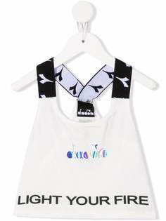 Diadora Junior укороченный топ с графичным принтом