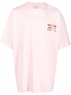 VETEMENTS футболка с принтом Name Tag