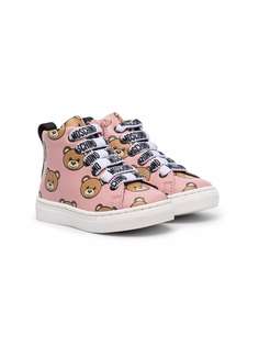 Moschino Kids высокие кеды с нашивкой Teddy Bear