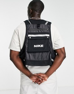 Черный жилет в утилитарном стиле Nike City Made Pack