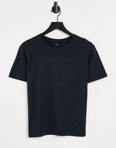 Черная футболка Quiksilver Standard-Черный цвет