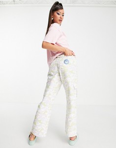 Свободные брюки карго с камуфляжным принтом пастельных оттенков Daisy Street x Bratz y2k-Разноцветный