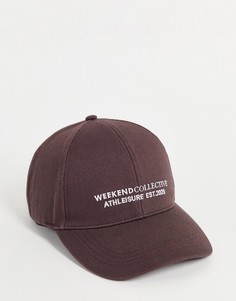 Коричневая бейсболка с логотипом ASOS Weekend Collective-Коричневый цвет