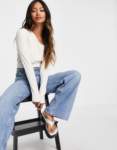 Кремовый лонгслив в рубчик с асимметричным вырезом Vero Moda-Белый