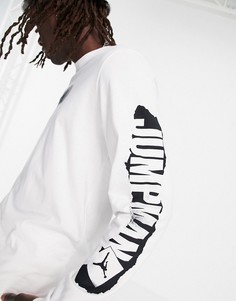 Белый лонгслив с принтом на рукаве Nike Jordan Jumpman