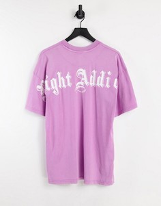 Фиолетовая футболка с эффектом кислотной стирки и принтом логотипа на спинке Night Addict-Фиолетовый цвет