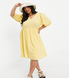 Желтое платье мини с присборенной юбкой и перекрученной отделкой на спине Vero Moda Curve-Желтый