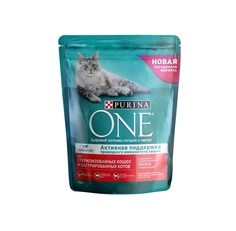 Сухой корм Purina ONE для стерилизованных кошек и котов с лососем и пшеницей, 750гр