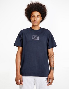 Темно-синяя футболка с однотонным логотипом в прямоугольнике Tommy Jeans-Темно-синий