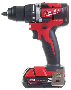 Безударная аккумуляторная дрель-шуруповерт Milwaukee M18 CBLDD-202C