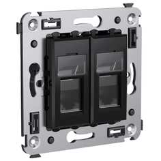 Двойная экранированная розетка в стену DKC