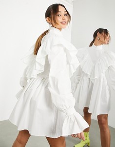 Белое платье мини с высоким воротником, оборками и oversized-манжетами ASOS EDITION-Белый