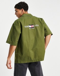 Оливково-зеленая рабочая рубашка навыпуск с логотипом-флагом и рукавами до локтя Tommy Jeans-Зеленый цвет