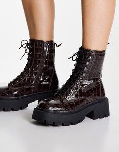 Коричневые массивные ботинки из искусственной кожи крокодила на шнуровке с квадратным носком Truffle Collection-Коричневый цвет